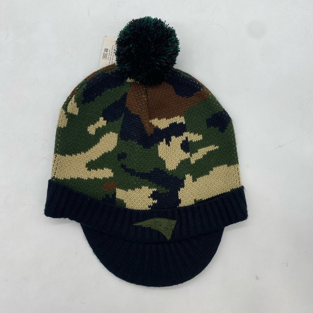 New England Patriots Beanie Visor Hat Camouflage Knit One Size OSFA Sports